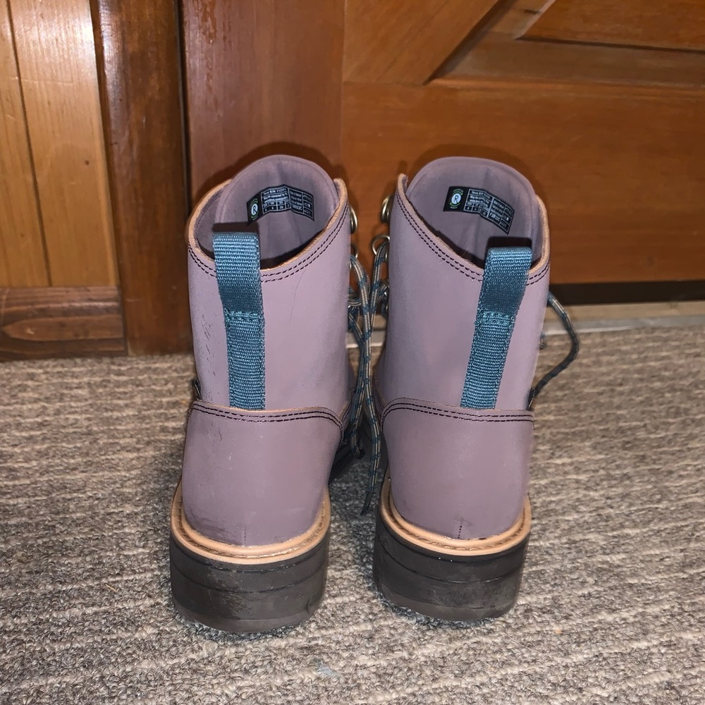 Teva Boots - Picture 4 of 4